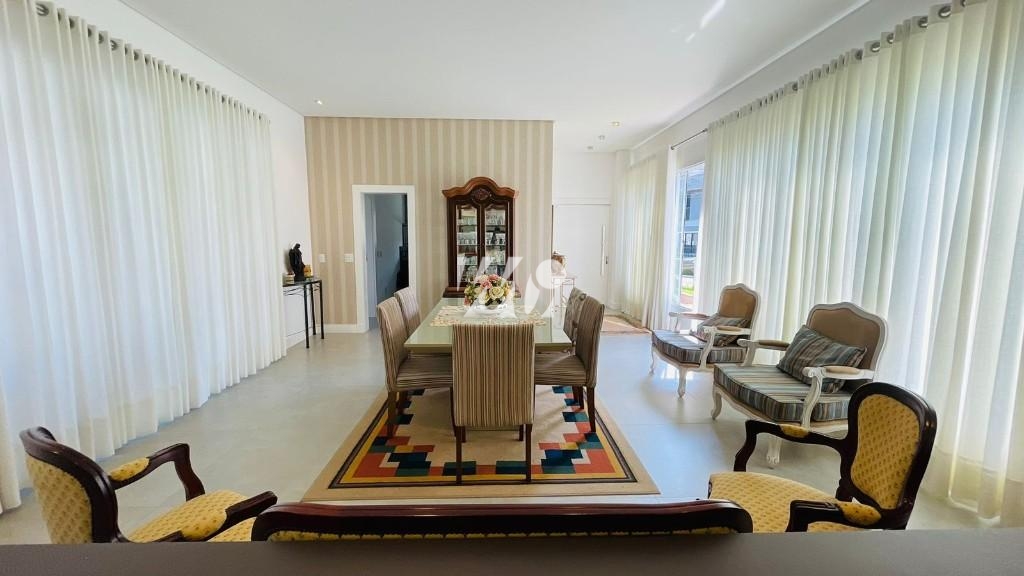 Casa em Pedra Branca, Palhoça. 4 quartos, 253m². Imagem 5 de 21